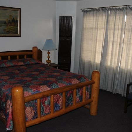 Rainbow Motel Thermopolis Bilik gambar